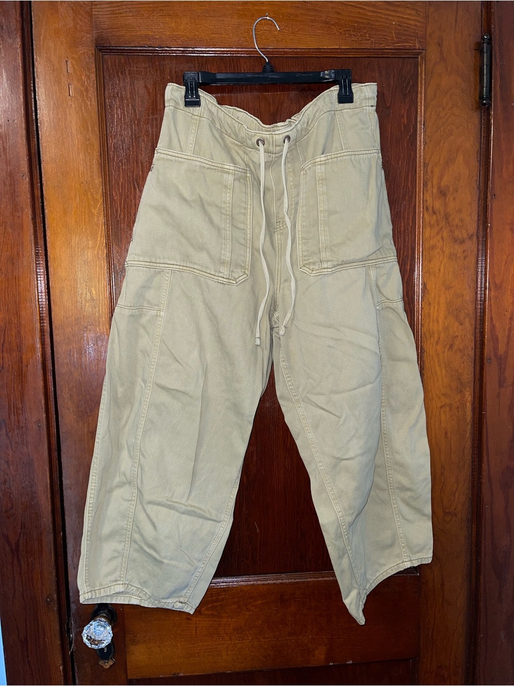 EUC We The Free Silverton Pull-On Barrel Jeans in the shade Aloe Green